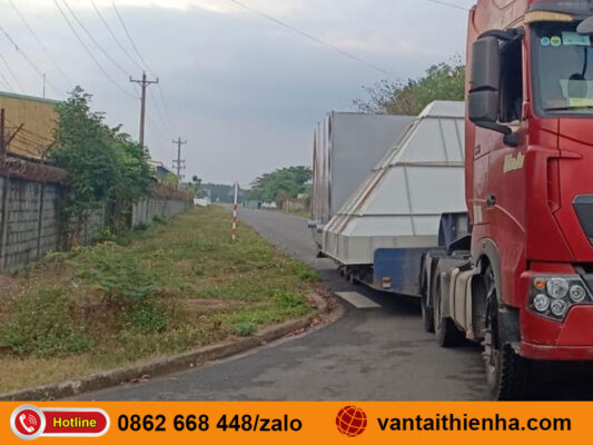 Xe gửi hàng từ Đà Nẵng về Quảng Trị