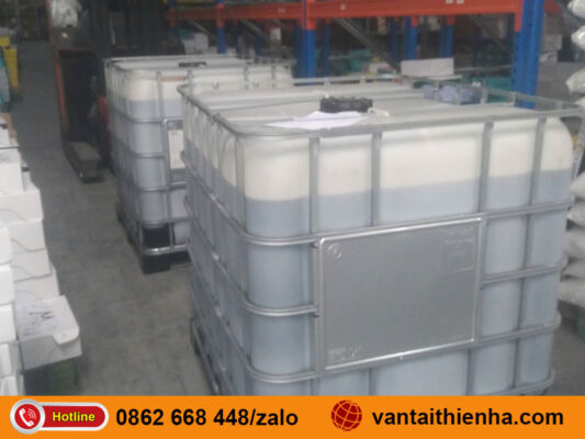 Xe tải chở hàng về Nha Trang
