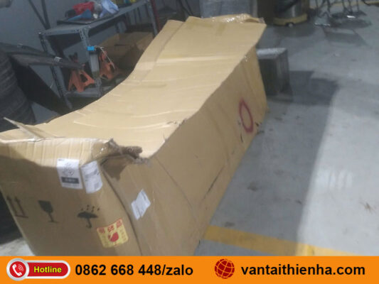 Xe gửi hàng về Hòa Bình