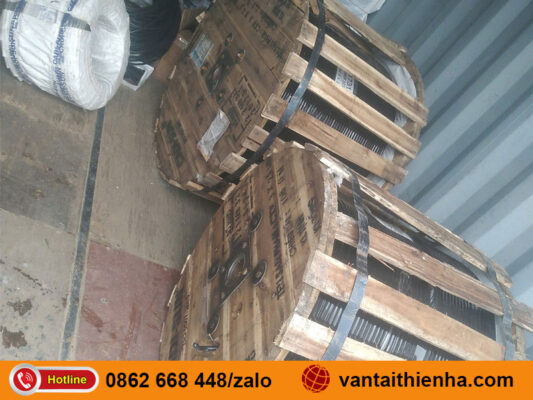 Xe tải chuyển hàng đi Vĩnh Phúc
